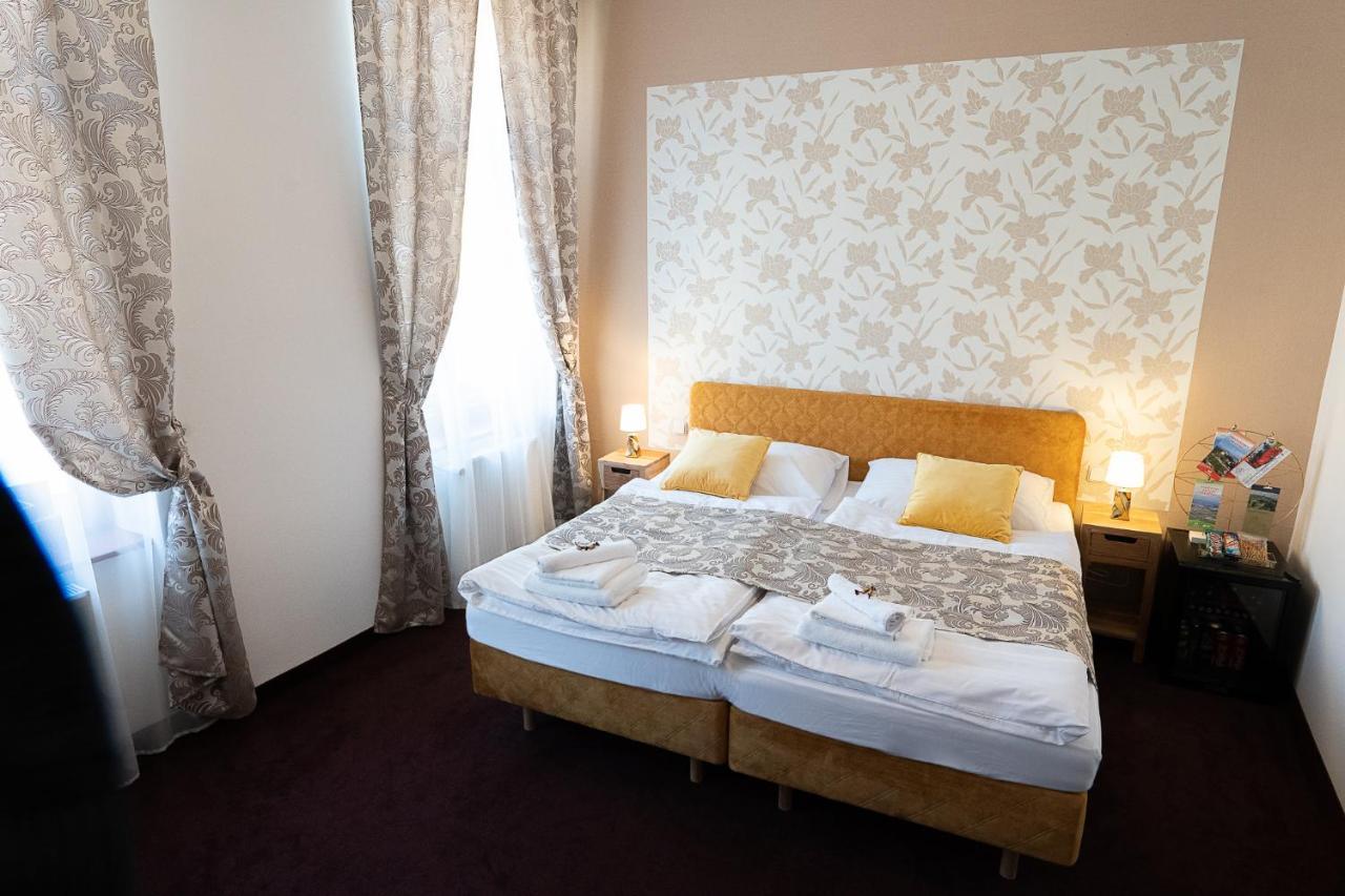 Penzión Deloris Trencin Exterior foto
